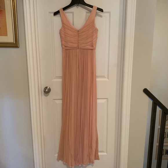 Long formal light pink dress. - Picture 5 of 8